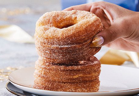 How to make doughnuts from puff pastry in just 15 minutes