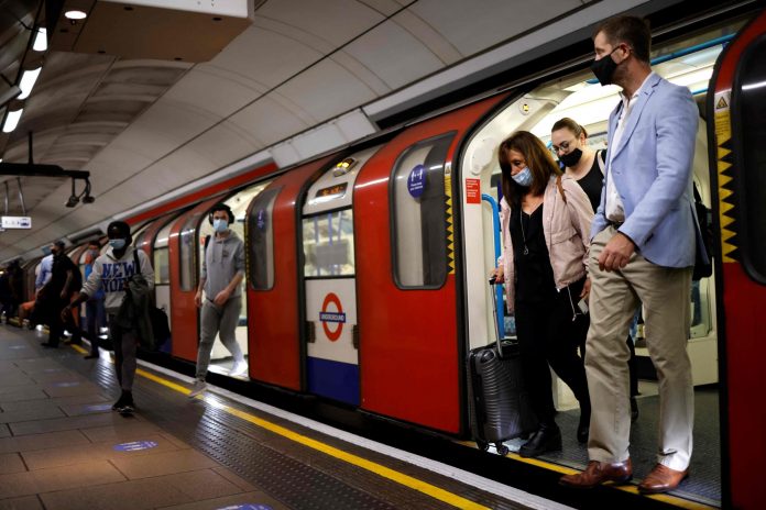 What are the hottest Tube lines in London to avoid during the heatwave