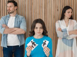 5 Signs Of Parental Alienation That You Were Ignoring For So Long